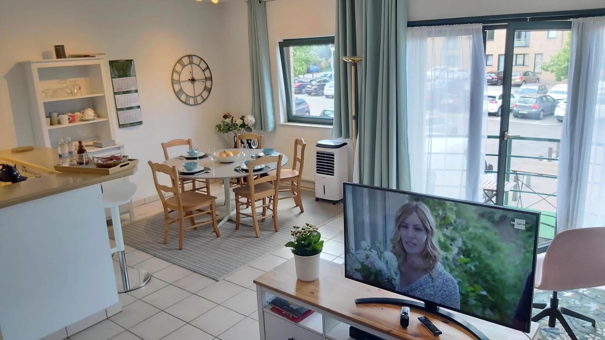 Lln Lodge Louvain-la-Neuve Εξωτερικό φωτογραφία